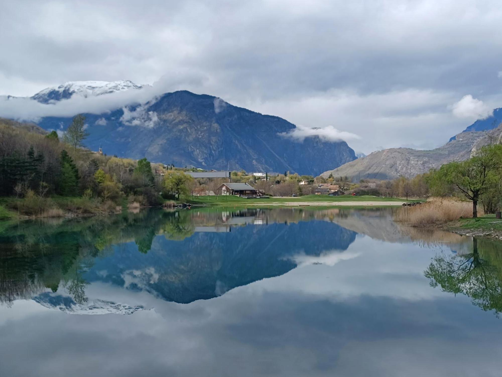 Villargondran, Les Magnifiques Cols De Maurienne Garage Motos, Velos Rom bilde